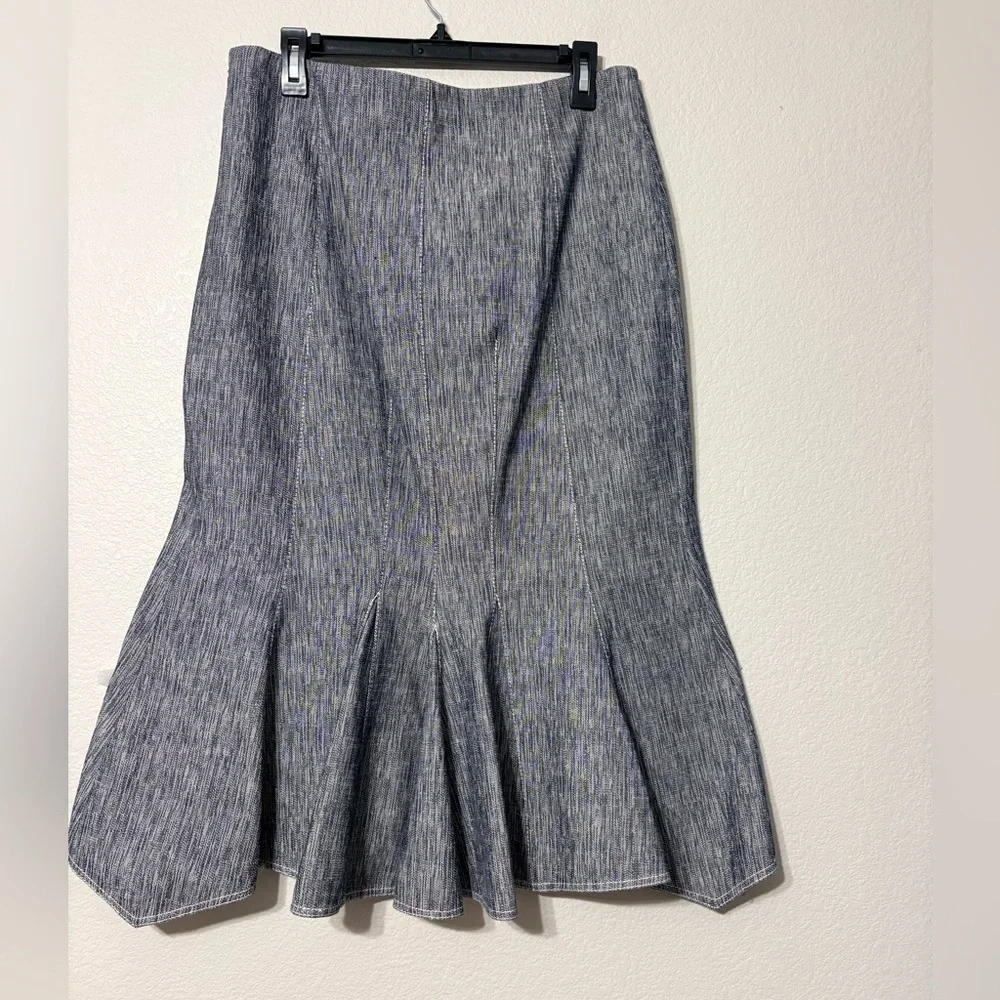 Derek‎ Lam Textured Denim Slubby Weave of White & Blue Trumpet Back Detail. USA